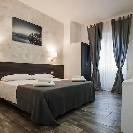 Tiburtina Pensjonat *